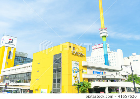 新潟曼西巴士系統中心大樓和彩虹塔 41657620