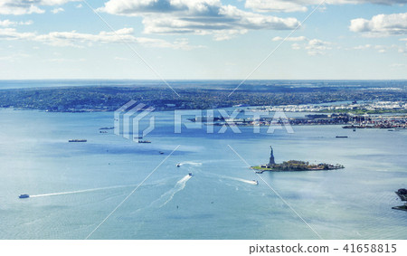 panoramic view of the Upper Bay in New York 41658815