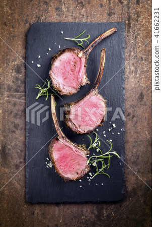Barbecue Rack of Venison with Roast Potatoes Barbecue Rack of Venison with Roast Potatoes 41662231