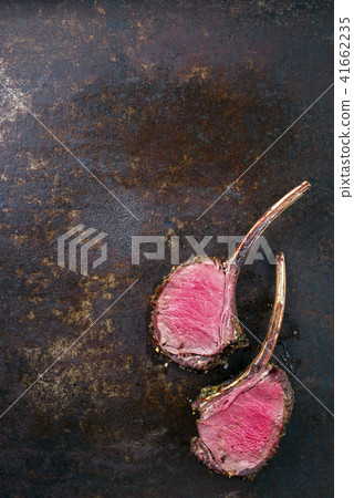 Barbecue Rack of Venison with Roast Potatoes Barbecue Rack of Venison with Roast Potatoes 41662235