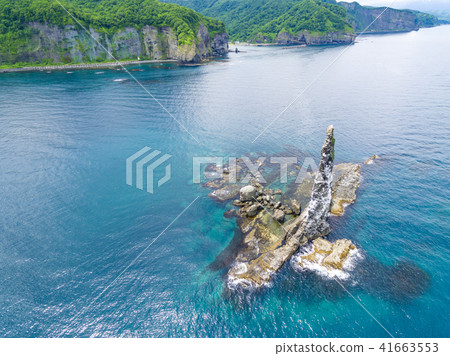 蠟燭岩航空照片（北海道道） 41663553