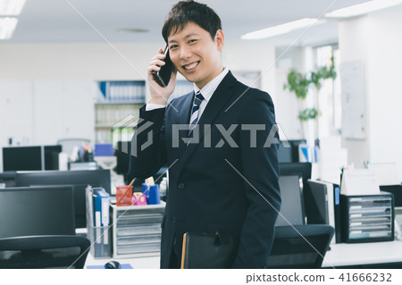 businessman, phone, office 41666232