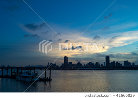 大越岳雄商 41666829
