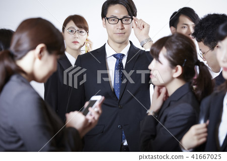 Many business people 41667025