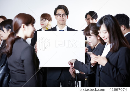 商務人士無數的消息 41667074