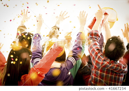 Men and women rise Men and women rise 41667234