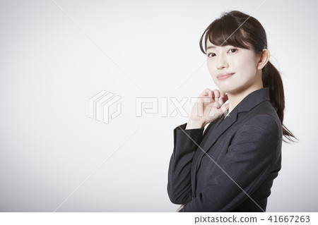Business woman portrait 41667263