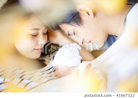 嬰兒撫養孩子 41667322