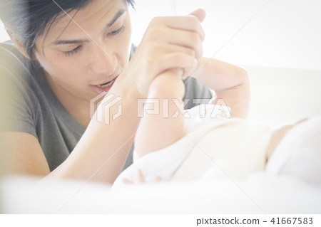 嬰兒撫養孩子 41667583