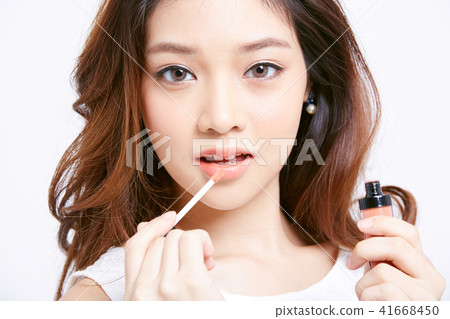 Female Beauty Series Makeup 41668450