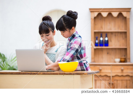 母女（PC） 41668884