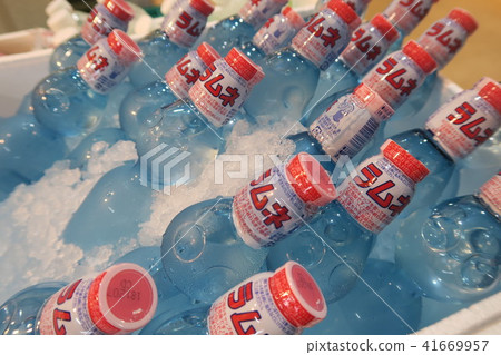 Ramune 41669957