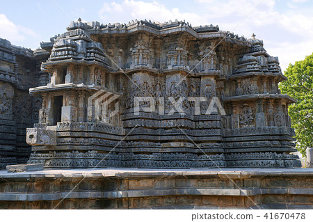 Facade and ornate wall panel relief, Halebidu Facade and ornate wall panel relief, Halebidu 41670478