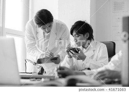 肖像男20年代30年代日本薪水技術員工作專業人員 41671083