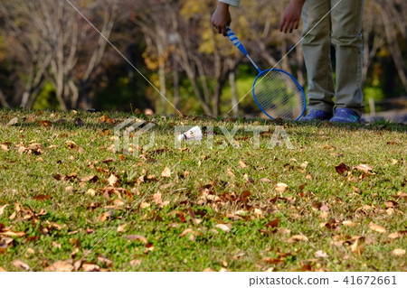 Autumn park and badminton 41672661