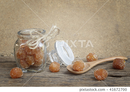 tamarind mixed with granulated sugar 41672700
