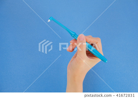 Interdental brush Interdental brush 41672831
