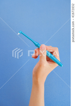 Interdental brush Interdental brush 41672832