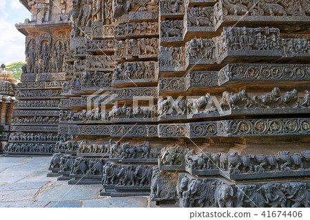 Friezes of animals, Hoysaleshwara temple Friezes of animals, Hoysaleshwara temple 41674406