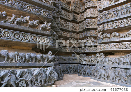 Friezes of animals, Hoysaleshwara temple, Halebid 41677088