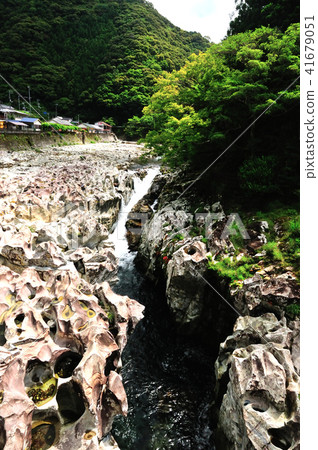 Waterfall worship Waterfall worship 41679051