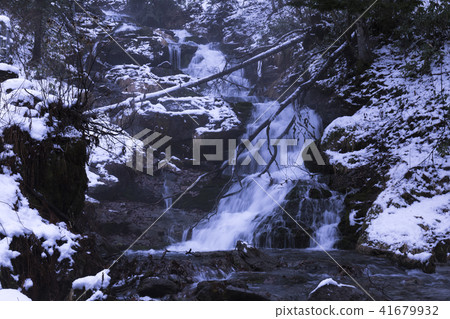 Immovable Falls Immovable Falls 41679932