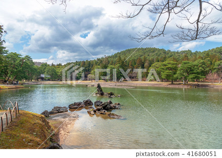 Hikoshikuji Pure Land Garden 41680051