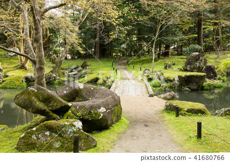 The garden of the Kitajima masterpiece ruins The garden of the Kitajima masterpiece ruins 41680766