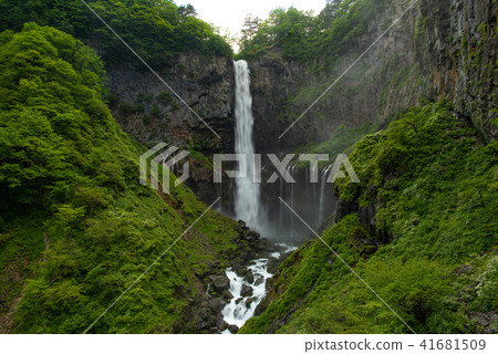 陽光華嚴瀑布 41681509