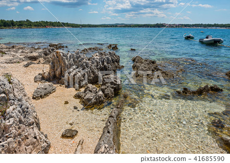 Pathway on the beautiful rocky beach in Istria Pathway on the beautiful rocky beach in Istria 41685590