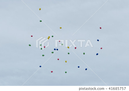 Balloons flying in the sky 41685757