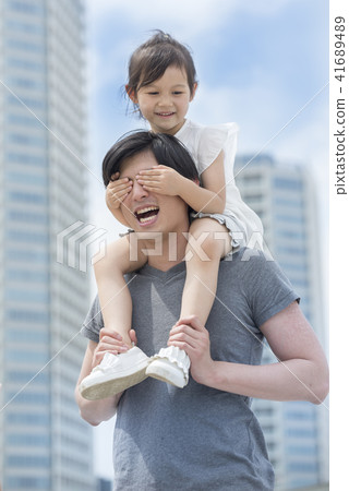 People, Daughter, Father, Family, Family, Friends, Men, Girls, Child, Dad, Dad, Father, Parents, Portrait 41689489