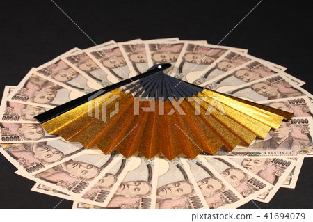 一萬日元法案和金粉絲 41694079