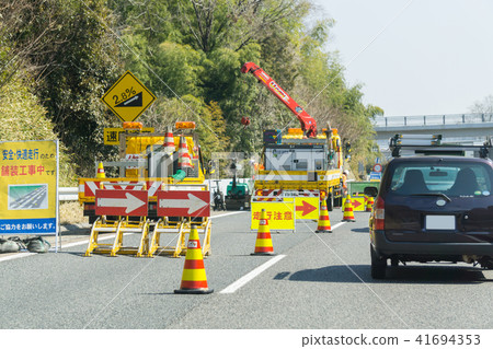 Highway paving work 41694353