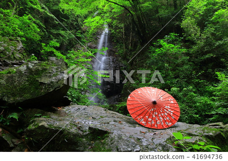 Kanazawa Falls 41694736