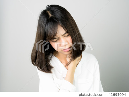 girl in white casual dress catch that shoulder. girl in white casual dress catch that shoulder. 41695094