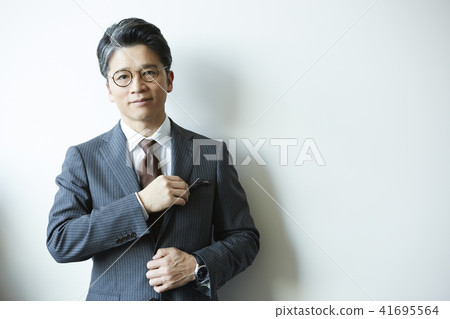 Elite Businessman Elite Businessman 41695564