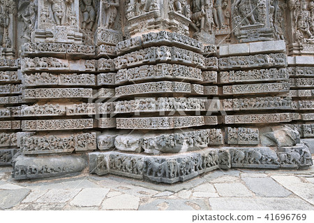 Friezes of animals, Kedareshwara temple, Halebidu Friezes of animals, Kedareshwara temple, Halebidu 41696769