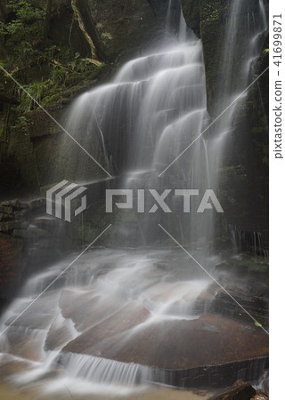 Aoba Waterfall 41699871