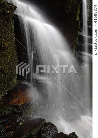 Aoba Waterfall 41699874