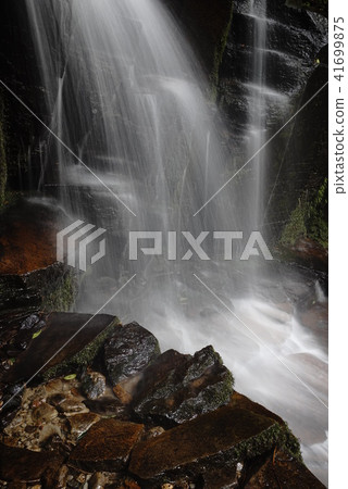 Aoba Waterfall 41699875