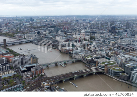 Thames river landscape Thames river landscape 41700034