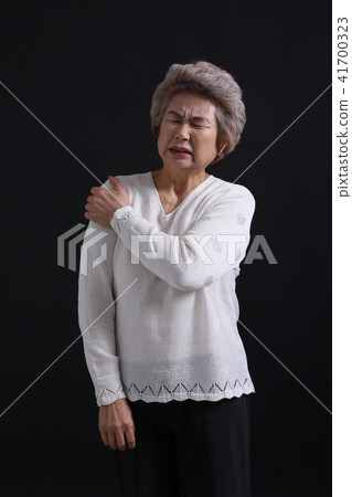 Asian woman facial expression, senior, middle aged, old, grandmother, close up, pain, illness, sadness, suffering, healthy 41700323