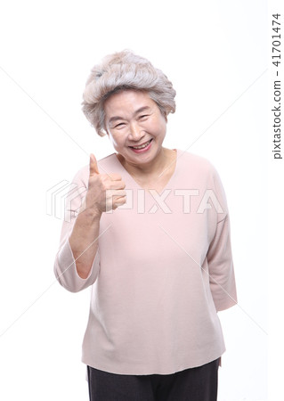 Asian woman's facial expression, senior, middle-aged, elderly, grandmother, close-up, laughing, happiness, emotion, health Asian woman's facial expression, senior, middle-aged, elderly, grandmother, close-up, laughing, happiness, emotion, health 41701474