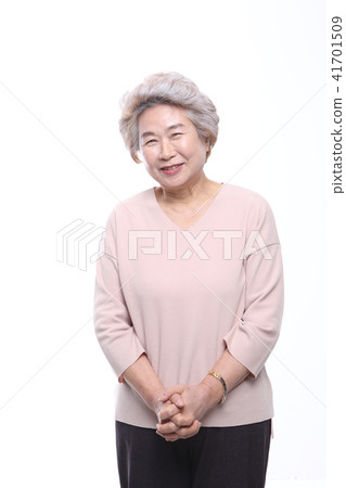 亞裔婦女的表情，資深，中年，老人，祖母，特寫鏡頭，笑，幸福，情感，健康 41701509
