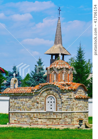 Small Chapel in front of Monastery Small Chapel in front of Monastery 41706154
