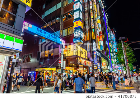 Tokyo Shinjuku Kabuki-cho Sakura Street 41706875