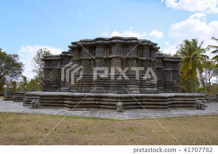 Kedareshwara Temple, Halebid, Karnataka 41707782