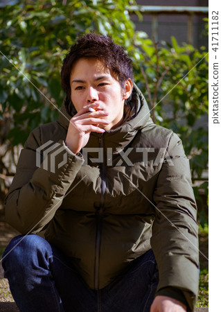 Male Japanese smoker 41711182