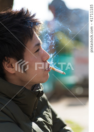 Male Japanese smoker Male Japanese smoker 41711185